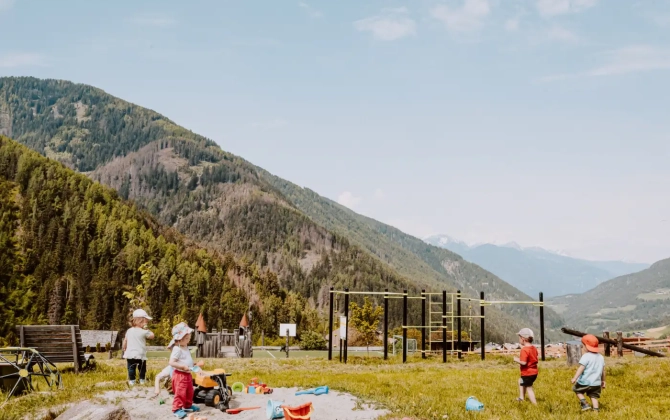 Family Hotel Bergschlössl