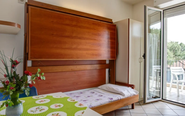 Zweizimmer-Apartment mit Kochzeile