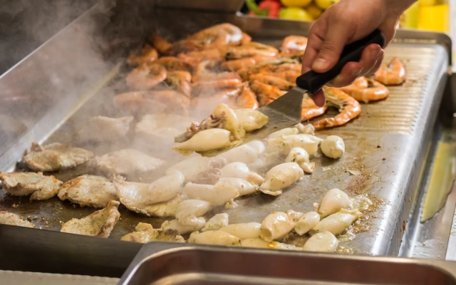 Color Alexandra Plaza Family Hotel