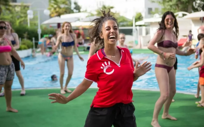 Color Alexandra Plaza Family Hotel