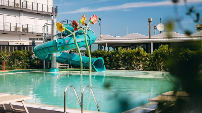 SPIAGGIA OMAGGIO SECRET SANTA