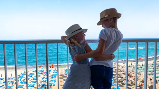 ULTIME CAMERE inizio estate: relax e divertimento!