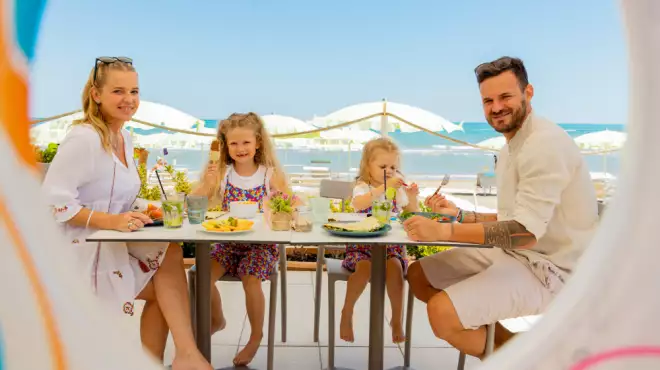 Piani famiglia di fine luglio, spiaggia inclusa