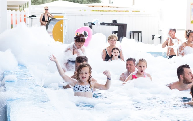 Color Ermitage Beach Family Hotel