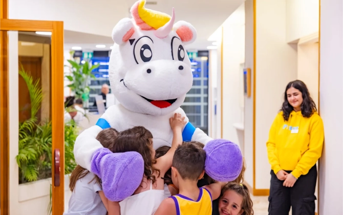 Color Alexandra Plaza Family Hotel