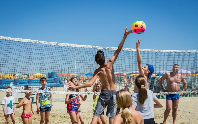 Color King Marte Village