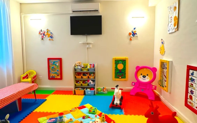 Color Metropolitan Family Hotel