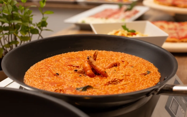 Color Miami Beach Family Hotel