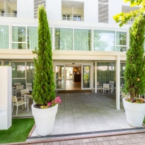 Color Mokambo Shore Hotel