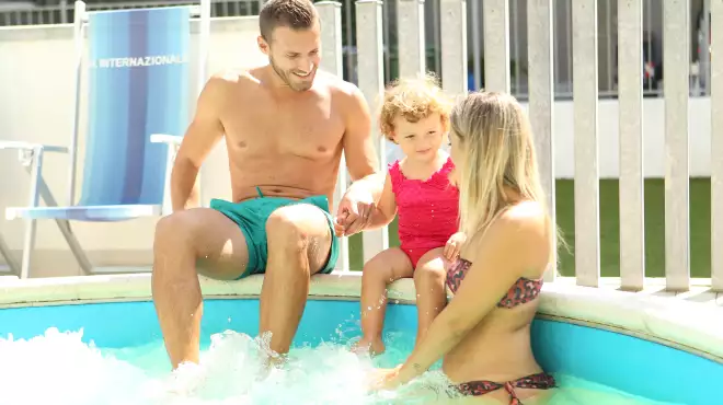 Neogenitori: La Vacanza Relax che Meritate!