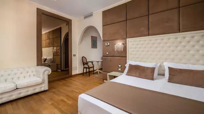 Soggiorno da re: vacanza in JUNIOR SUITE o SUITE CON JACUZZI