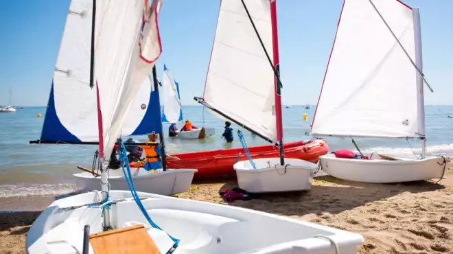 Speciale GIUGNO: 1 lezione di Vela in OMAGGIO