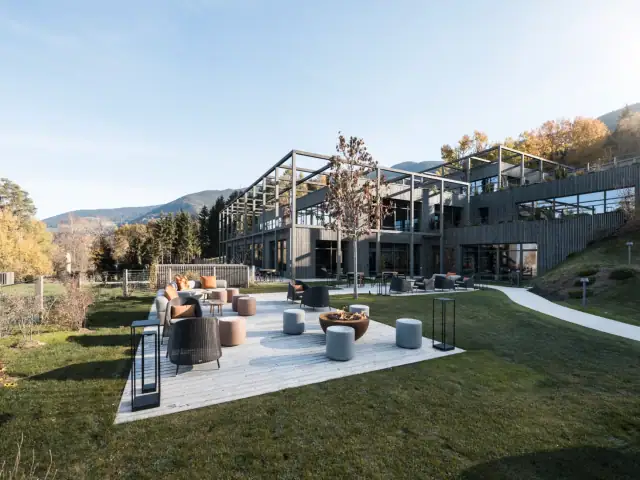 AKI Family Resort PLOSE