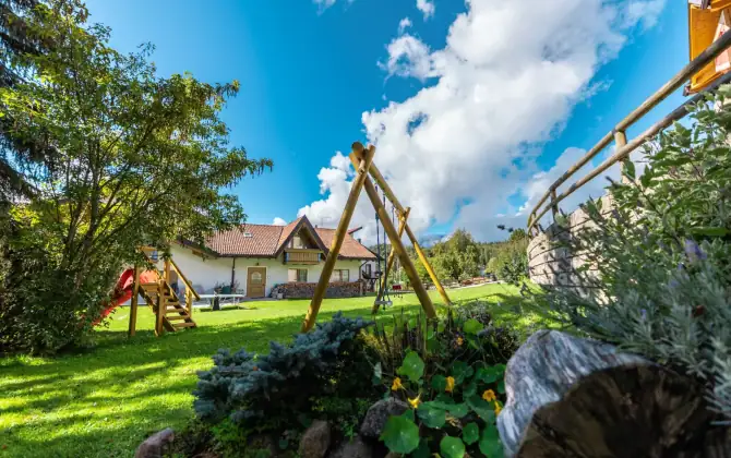 Caminetto Mountain Resort