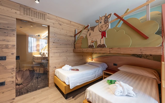 Family Suites La Perla