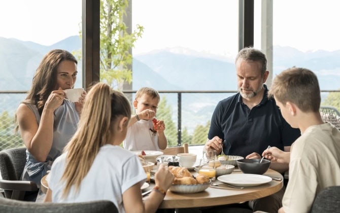 AKI Family Resort PLOSE