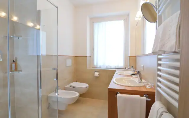 Adjoining Family Comfort Room