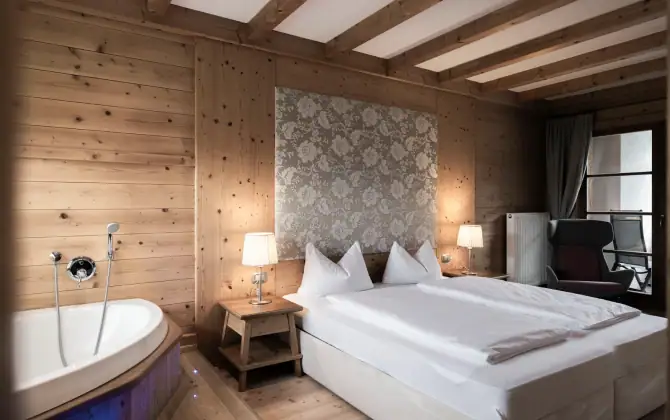Post Alpina Family Mountain Chalet
