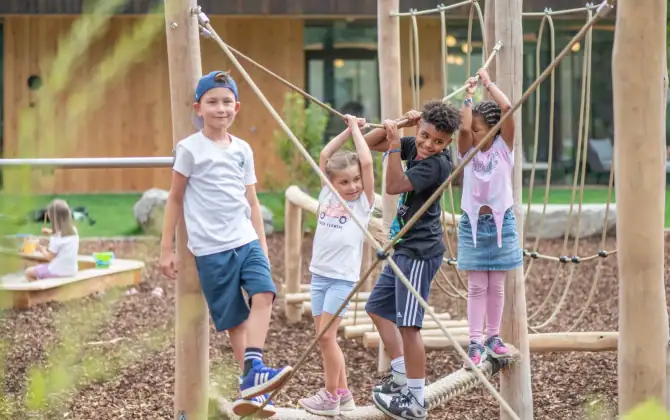 linara mountain family stay