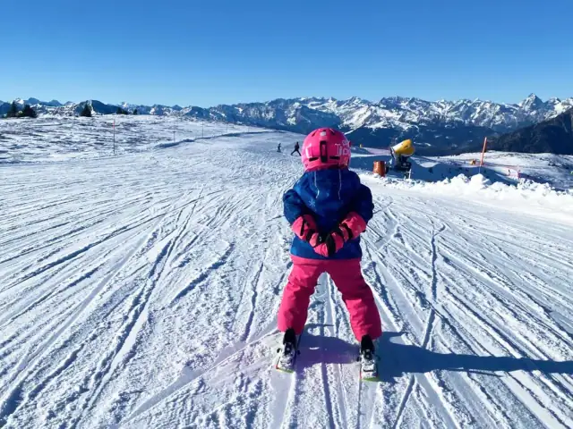 linara mountain family stay