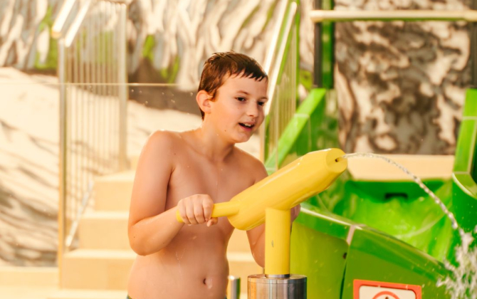 Ambiez Suite Hotel Family & Wellness