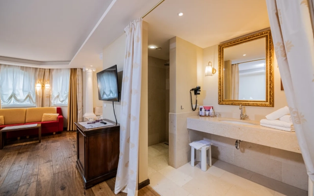 Suite Fameli Lifestyle