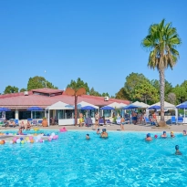 La Buca del Gatto Family Village