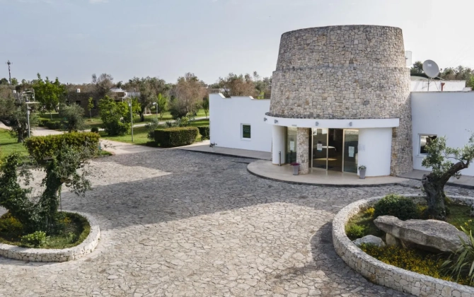 Color Dolmen Family Village