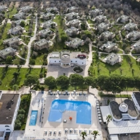 Color Dolmen Family Village