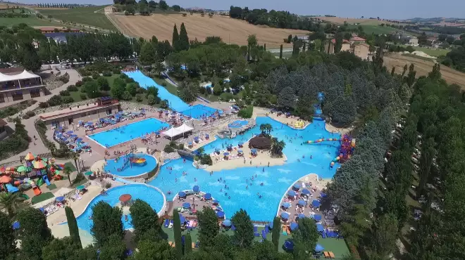 FAMILY ROOM - ACQUAPARK INCLUDED