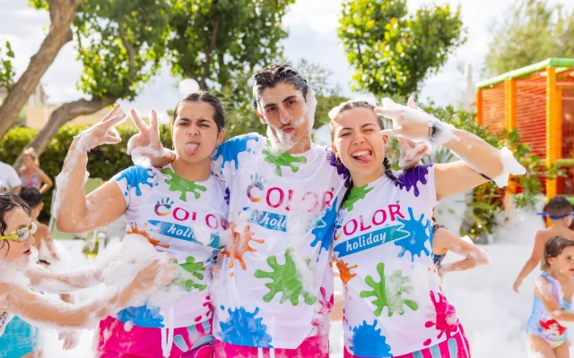 Color Dolmen Family Village