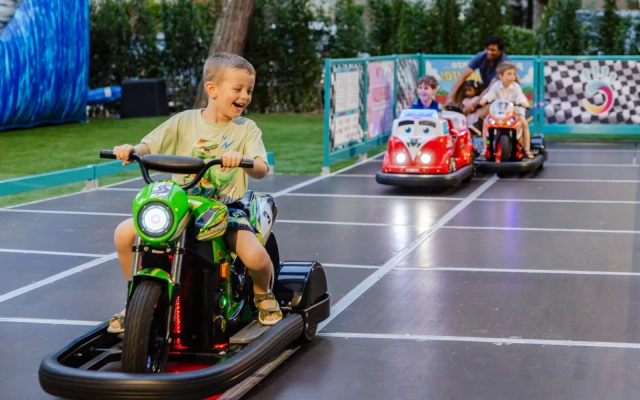 Color Dolmen Family Village