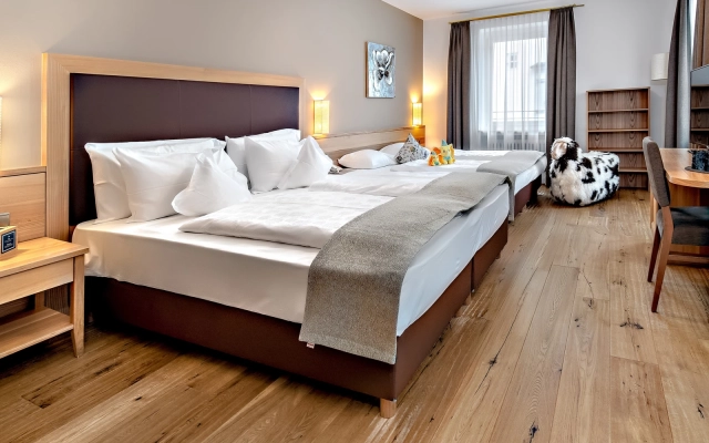 Superior Family Room