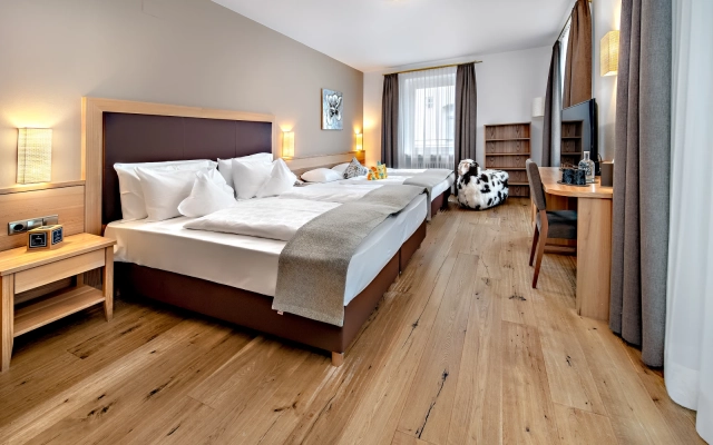 Superior Family Room