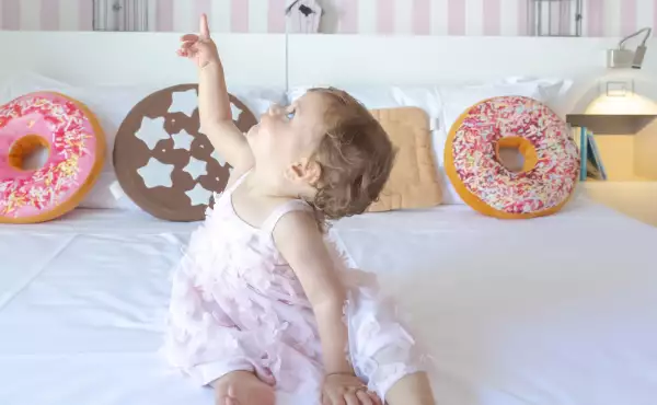 Nido con tata, servizi infant, bebè gratis