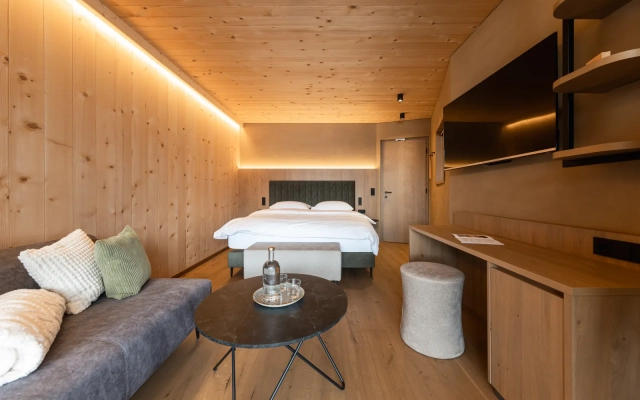 Nature Suite